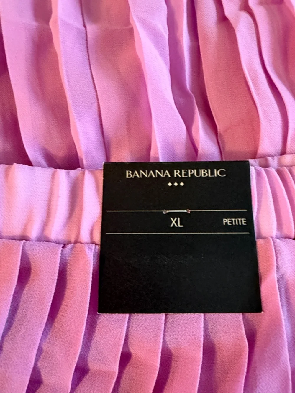 Banana Republic Ladies Pleated Lilac Midi Skirt. Petite. NWT. X-large.